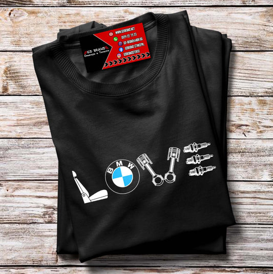 Тениска Love BMW